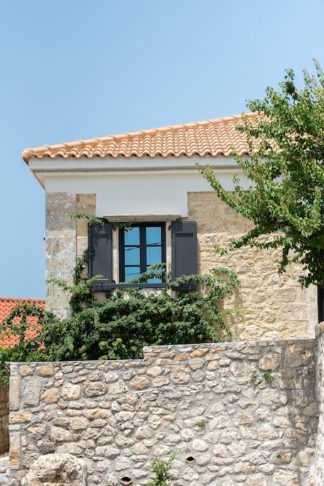 Villa Aiolia Kondoyenádha Εξωτερικό φωτογραφία