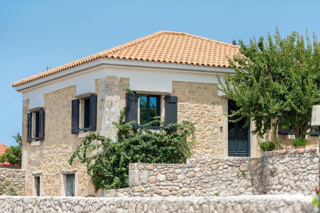 Villa Aiolia Kondoyenádha Εξωτερικό φωτογραφία