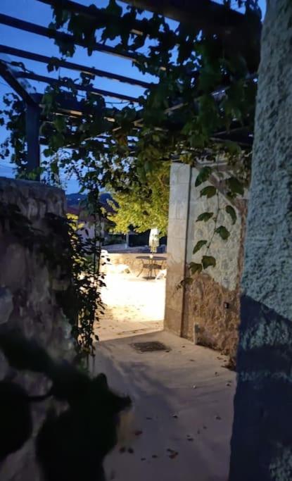 Villa Aiolia Kondoyenádha Εξωτερικό φωτογραφία